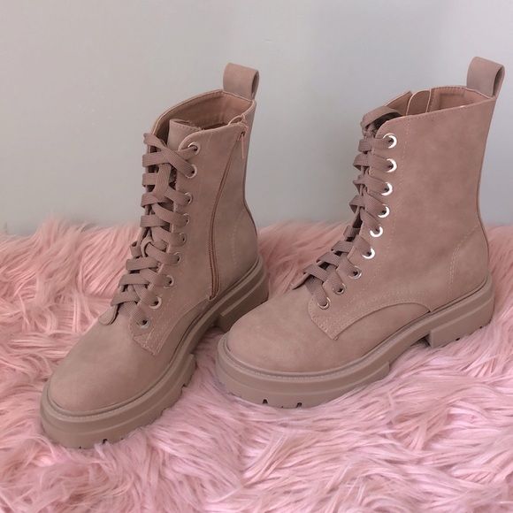 DV Dolce Vita Flume Boots - Picture 1 of 5